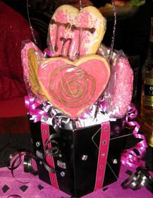 Heart cookie bouquet table centerpiece for wedding rehearsal dinner